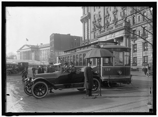DISTRICT OF COLUMBIA; TRAFFIC. STOP AND GO SIGNS