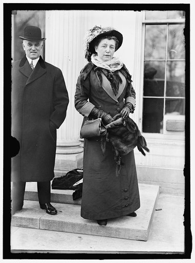 McKNIGHT, MRS. WILLIAM FIBIAN