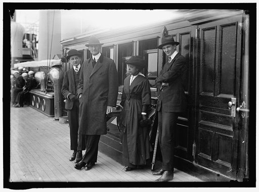McADOO, WILLIAM GIBBS, SECRETARY OF THE TREASURY, 1913-1921; BURLESON, MRS. ALBERT SIDNEY; TARGET PRACTICE