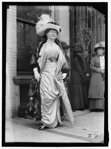 Unidentified woman at Mrs. W. Wilson, 1st breakfast