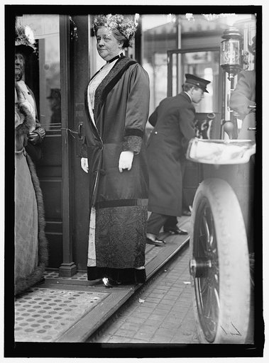 BRYAN, WILLIAM JENNINGS. REP. FROM NEBRASKA, 1891-1895; SECRETARY OF STATE, 1913-1915, MRS. W. WILSON, 1ST BREAKFAST