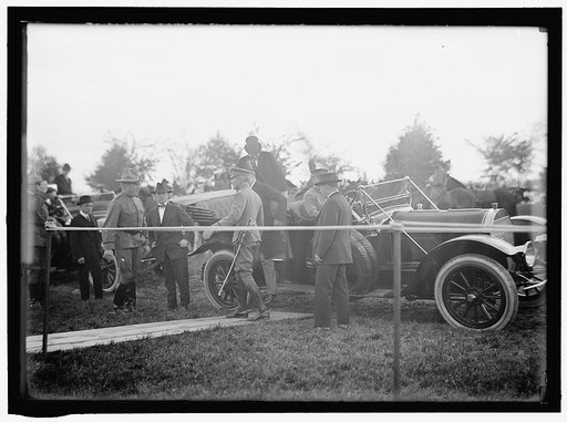CAVALRY REVIEW BY PRESIDENT WILSON