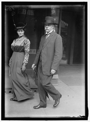 EWING, JOHN. OF MINNESOTA, WITH MRS. EWING