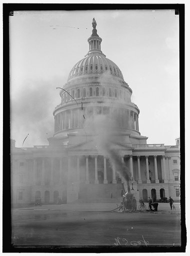 CAPITOL, U.S. CLEANING EXTERIOR