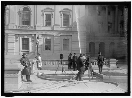CAPITOL, U.S. CLEANING EXTERIOR