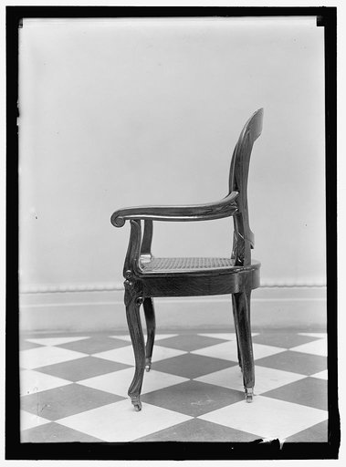 LINCOLN, ABRAHAM. HIS CHAIR