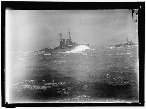 NAVY, U.S. BATTLESHIPS IN STORM AT SEA