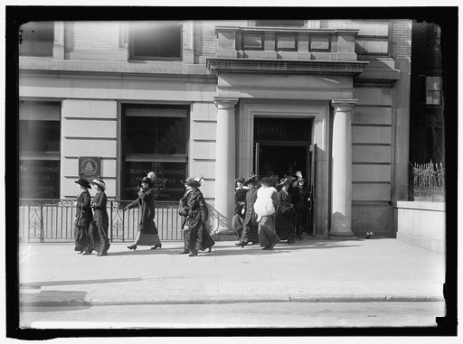 CHESAPEAKE & POTOMAC TELEPHONE CO. TELEPHONE GIRLS