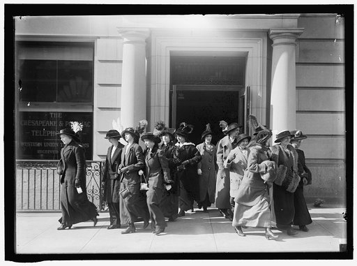 CHESAPEAKE & POTOMAC TELEPHONE CO. TELEPHONE GIRLS