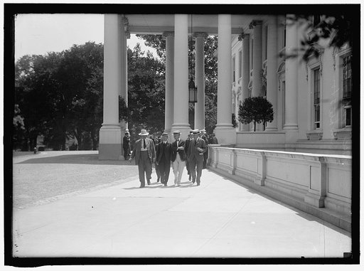 BAKER, NEWTON DIEHL. SECRETARY OF WAR, 1916-1921. WITH NEWSMEN
