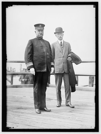 FISK, BRADLEY A. AS REAR ADMIRAL AND FIRST CHIEF OF NAVAL OPERATION, RIGHT, WITH REAR ADMIRAL BADGER