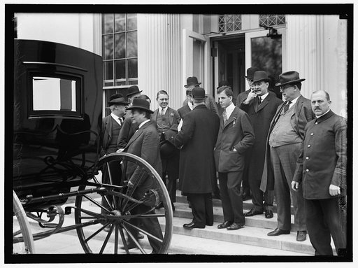 HOUSTON, DAVID FRANKLIN. SECRETARY OF AGRICULTURE, 1913-1920. 3RD FROM RIGHT, WITH PRESS COR.