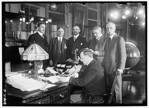BARNETT, GEORGE, MAJ. GEN., COMMANDANT, U.S.M.C.; BLUE, VICTOR, REAR ADMIRAL, U.S.N.; CHIEF BUR. NAV.; DANIELS, JOSEPHUS, SECRETARY OF THE NAVY, 1913-1921; FECHTELER, A.F., CAPTAIN, U.S.N.; AIDE TO WINTERHALTER, DIVISION OF MATERIAL; FISK, BRADLEY A.; WAR COUNCIL