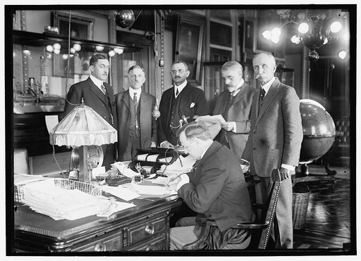 BARNETT, GEORGE, MAJ. GEN., COMMANDANT, U.S.M.C.; BLUE, VICTOR, REAR ADMIRAL, U.S.N.; CHIEF BUR. NAV.; DANIELS, JOSEPHUS, SECRETARY OF THE NAVY, 1913-1921; FECHTELER, A.F., CAPTAIN, U.S.N.; AIDE TO WINTERHALTER, DIVISION OF MATERIAL; FISK, BRADLEY A.; WAR COUNCIL
