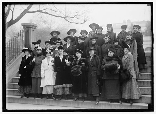 LABOR UNIONS. CORSET BUYERS ASSN. DELEGATION AT WHITE HOUSE