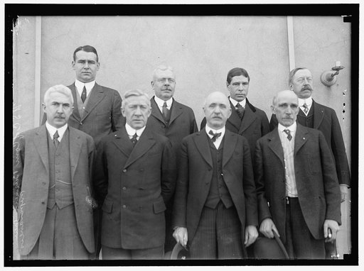 CHAMBER OF COMERCE OF U.S.A. BUSINESSMEN'S PREPAREDNESS COMMITTEE. UPPER LEFT: BASCOM LITTLE, CHAIRMAN; NEXT, GENERAL ALBERT J. LOGAN OF PITTSBURGH; UPPER RIGHT: LOUIS T. GOLDING OF ST. JOSEPH, MISSOURI; 2ND FROM LEFT FRONT, MATTHEW E. HANNA
