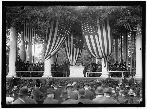 KEARNEY [i.e. Kearny], PHILIP. MAJ., U.S.A. STATUE OF KEARNEY [i.e. Kearny] IN ARLINGTON, DEDICATED IN 1914