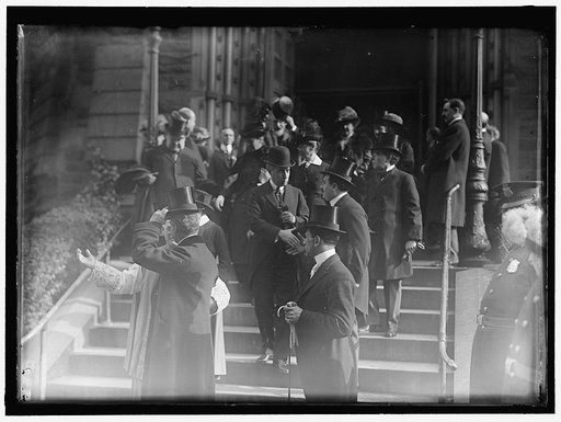 PAN AMERICAN MASS. THANKSGIVING DAY AT ST. PATRICK'S. CROWDS LEAVING ST. PATRICK'S. MIN. NAON, CENTER, MONS. DOUGHERTY; CARDINAL GIBBONS; DR. BURNS