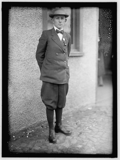 GAUGHAN, JAMES B. OF VINCENT, OHIO. CHAMP APPLE GROWER