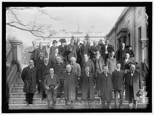 CALIFORNIANS AT WHITE HOUSE: FRONT ROW: SEC. HOUSTON, LEFT IN 4908 ONLY; SEN. PERKINS; SEN. WORK; SEC. DANIELS; SEC. WILSON; SEC. McADOO; SEC. BRYAN. 2ND ROW: REPS. BAKER; STEPHENS; KAHN; CURRY; ASST SEC. OF NAVY F.D. ROOSEVELT; REP. KENT; COMMR. CAMINETTI. 3RD ROW: REPS. HAYES; KNOWLAND. TOP ROW: R