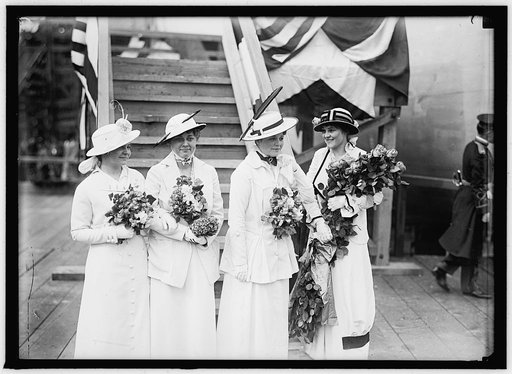 PENNSYLVANIA, U.S.S. LAUNCHING, NEWPORT NEWS, VA. MISS E. KOLB AT RIGHT AND MAIDS: MISS K. KOLB; MISS K. MARTIN; MISS HARROLD
