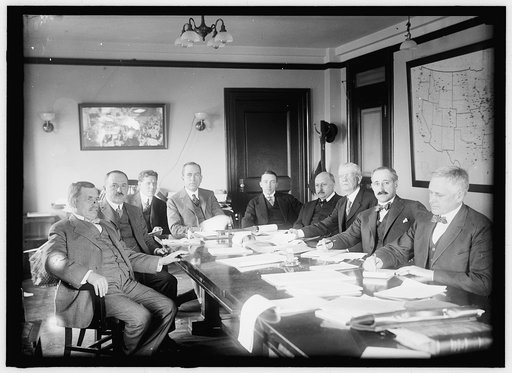 CHAMBER OF COMERCE OF U.S.A. COMMITTEE ON DEPARTMENT OF COMMERCE: CHARLES C. JENK; C.A. McCORMICK; D.A. SKINNER, ASSISTANT SECRETARY OF CHAMBER; A.W. SHAW, CHAIRMAN OF COMMITTEE; E.E. PRATT, CHIEF, BUREAU OF FOREIGN AND DOMESTIC COMMERCE, DEPARTMENT OF COMMERCE; CALVIN M. SMYTH; E. OLIVER FOWLKES