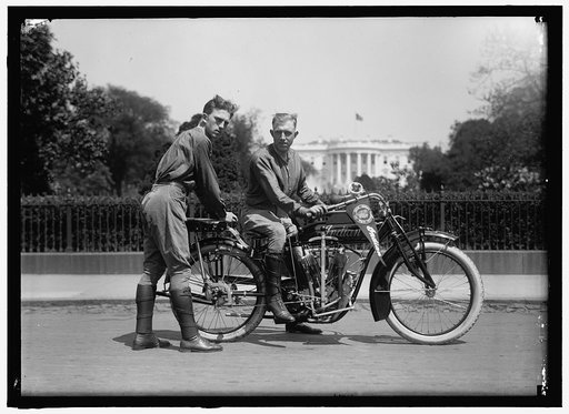 BALCER & O'BRIEN. TRANSCONTINENTAL MOTOR CYCLISTS. BACK OF WHITE HOUSE