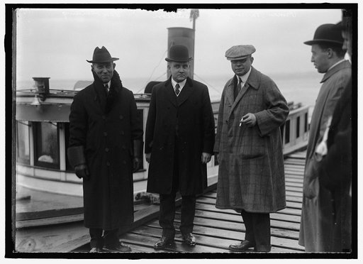 APPAM, [S.S.] BRITISH SHIP CAPTURED BY GERMANS, INTERNED IN U.S. SCENE AT NEWPORT NEWS, VA. WHEN APPAM WAS RUN INTO PORT BY GERMANS: VON SCHILLING VICE COUNSUL OF NEWPORT NEWS; COLLECTOR OF PORT OF NEWPORT NEWS; PRINCE VON HARTZFELD