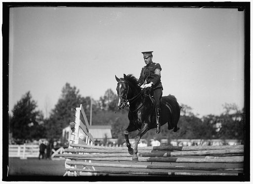 HORSE SHOWS. CAP. WILLIAM MITCHELL ON 'SIR DIXON;' HIGH JUMP CHAMPON AT 6'9'