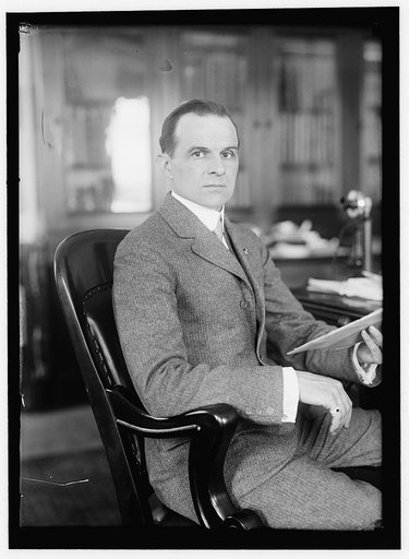 JONES, DR. E. LESTER, CHIEF, U.S. COAST AND GEODETIC SURVEY. AT DESK