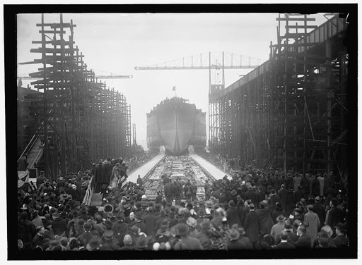 MISSISSIPPI, U.S.S. LAUNCHING AT NEWPORT NEWS. SLIDING DOWN WAYS
