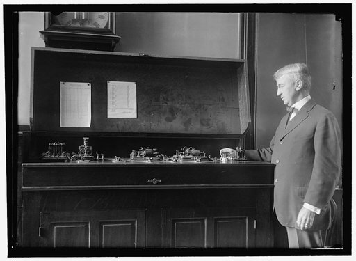 NAVAL OBSERVATORY. TIME BROADCASTING INSTRUMENTS