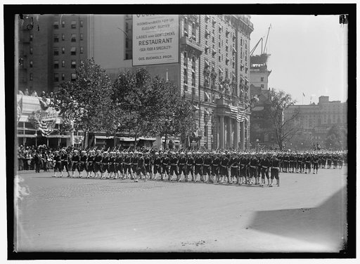 GRAND ARMY OF THE REPUBLIC. PARADE AT 1915 ENCAMPMENT. VIEWS OF PARADE
