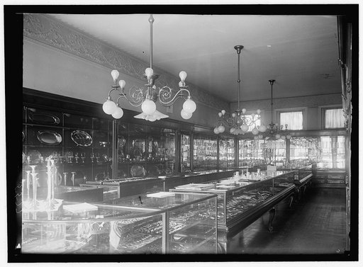 GALT, MRS. EDITH BOLLING. M. WOODROW WILSON, DEC. 18, 1915. HER JEWELRY STORE, 'GALT & BRO'