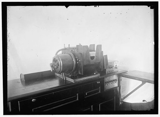 CENSUS BUREAU. DEPARTMENT OF COMMERCE. TABULATING MACHINE