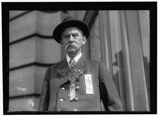 GRAND ARMY OF THE REPUBLIC. PARADE AT 1915 ENCAMPMENT. CAPT. E.R. MONFORT OF CINCINNATI