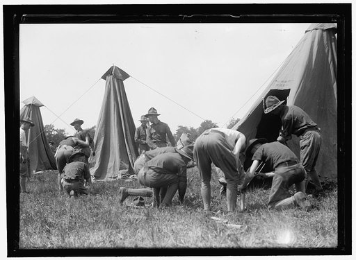 NATIONAL GUARD OF D.C. AT COLONIAL BEACH. PITCHING TENTS