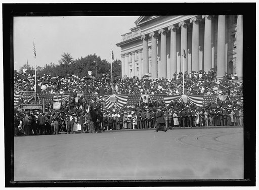 INAUGURAL PARADES. CROWD AT 15TH AND PENNSYLVANIA AVE.
