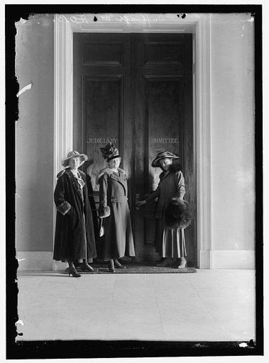 WOMAN SUFFRAGE. GROUP OF SUFFRAGISTS AT HOUSE OFFICE BUILDING