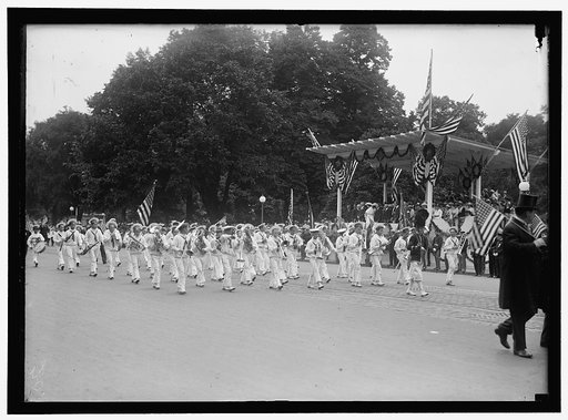 PREPAREDNESS PARADE: REVIEWING STAND