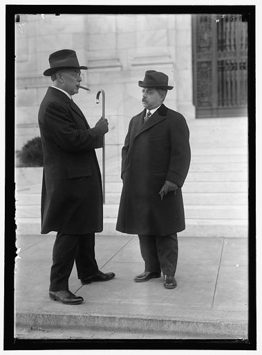 DEFREES, JOSEPH HOLTON, OF CHICAGO, VICE PRESIDENT OF CHAMBER OF COMMERCE OF U.S. LEFT, WITH F.A. SEILBERLING