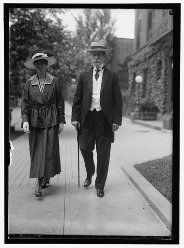 HUGHES, CHARLES EVANS. GOVERNOR OF NEW YORK, 1907-1910; ASSOCIATE JUSTICE OF SUPREME COURT, 1910-1916; CHIEF JUSTICE, 1930-. WITH DAUGHTER, KATHERINE