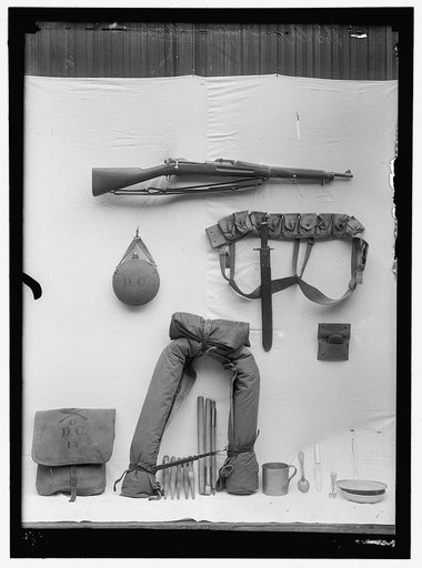 PLATTSBURG. RESERVE OFFICERS TRAINING CAMP. KIT TAKEN BY D.C. MEN TO PLATTSBURG