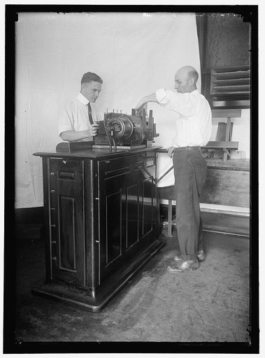 CENSUS BUREAU, DEPARTMENT OF COMMERCE. TABULATING MACHINE
