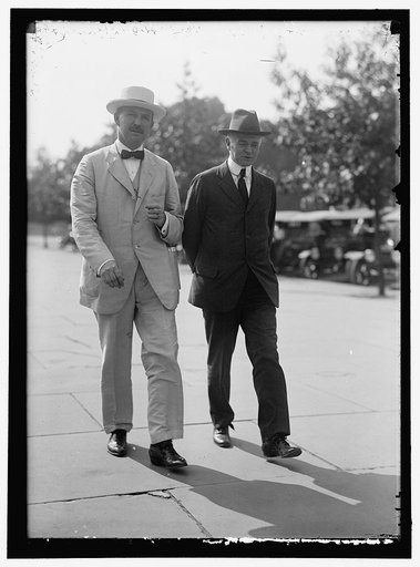 HARRISON, FAIRFAX, PRESIDENT, SOUTHERN RAILWAY SYSTEM; CHAIRMAN, SPECIAL COM. ON NATIONAL DEF., AMERICAN RAILWAY ASSOCIATION, 1918. RIGHT, WITH HALE HOLDEN