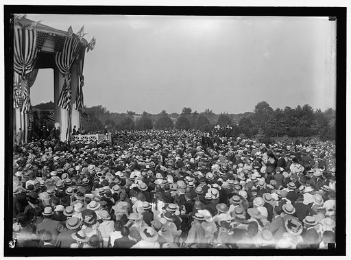 SHADOW LAWN, NJ. SUMMER WHITE HOUSE. NOTIFICATION CEREMONIES. CROWD ON LAWN