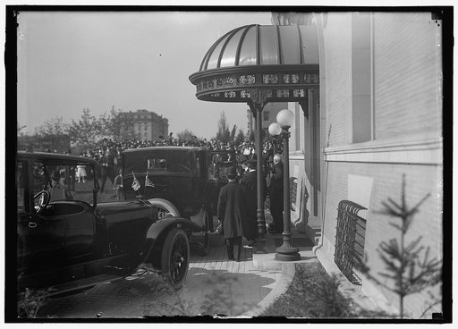 BRITISH COMMISSION TO U.S. ARRIVAL AT LONG RESIDENCE