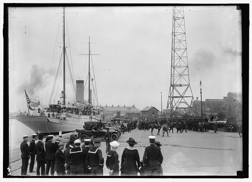 FRENCH COMMISSION TO U.S. ARRIVING AT NAVY YARD ON 'MAYFLOWER'