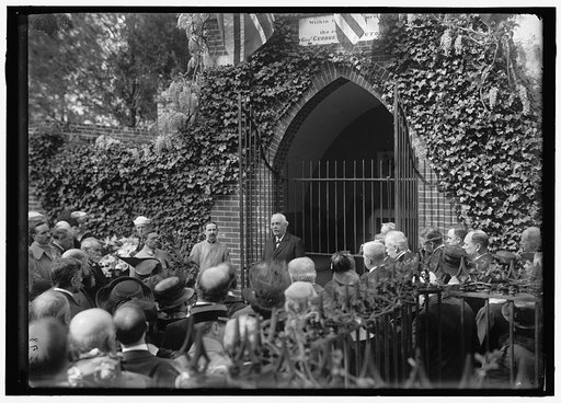 Allied Commission to U.S. at Mount Vernon: Groups at Tomb of Washington