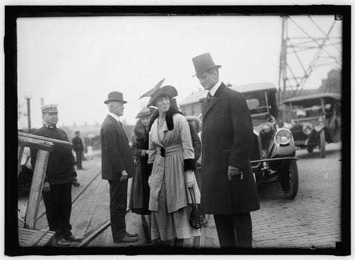 ALLIED COMMISSION TO U.S. BOARDING MAYFLOWER FOR TRIP TO MOUNT VERNON: SECRETARY AND MRS. McADOO